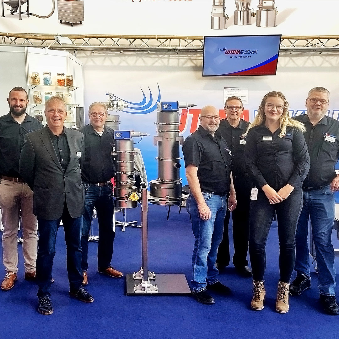 Team LUNTENA-VAKUUM